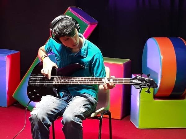 fundacion apoyo artistico jovenes adolescentes y adulto mayor